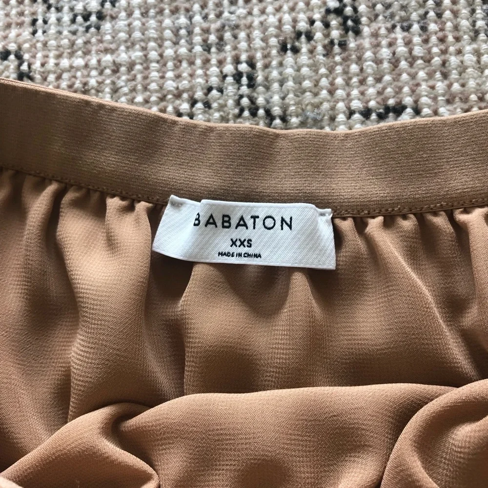 Aritzia Babaton Jude skirt mauve XXS - Picture 5 of 6